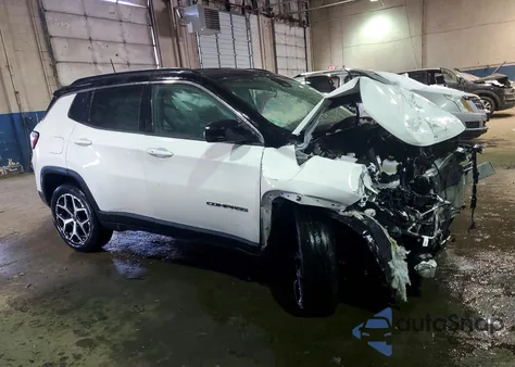 2025 Jeep Compass Limited z USA, uszkodzony, nr VIN 3C4NJDCNXST600032